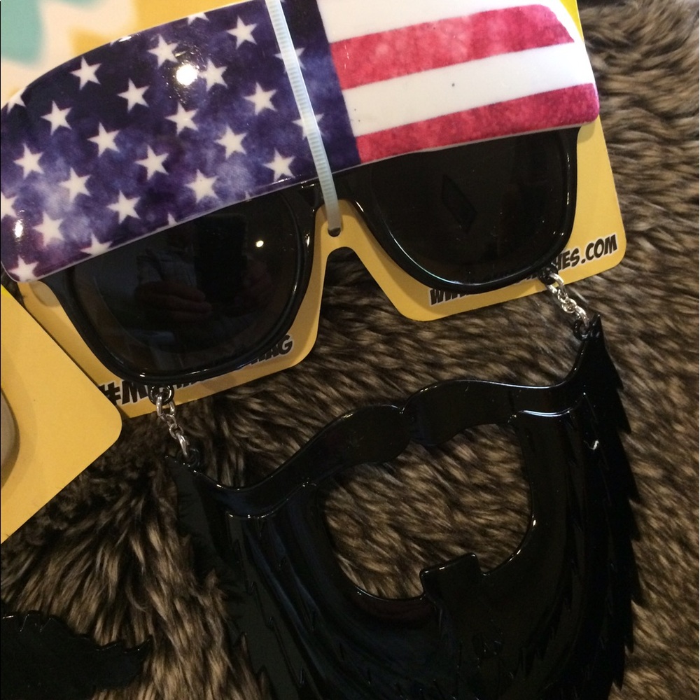 NIP Pirate Sunshade